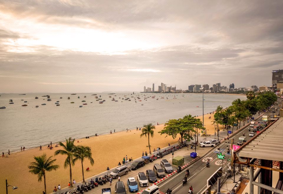 마이크 호텔 루프탑 풀