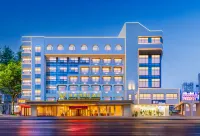Vienna International Hotel (Linyi Taisheng Square Wanxianghui Store） Hotels near Yimeng Grand View Garden