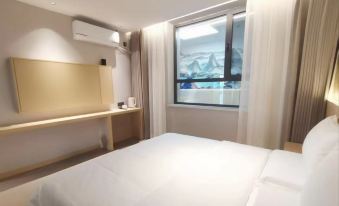 Shuangyi Hotel (Ruoqiang Loulan Cultural Park)