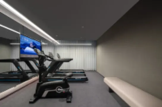 Kaifeng Millennium City Park Henan University Atour Hotel