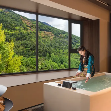 Kangding Suonanzhi · Lantree Tibetan-style Private Hot Spring Boutique Inn