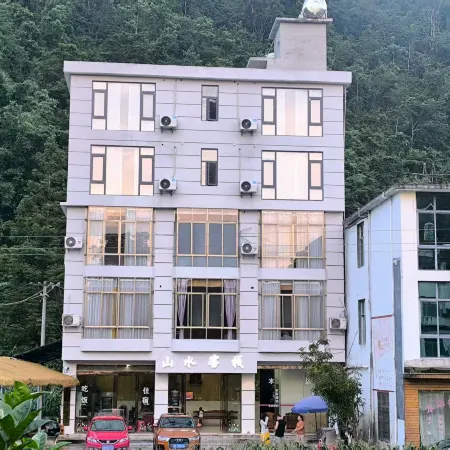 Qinglongtan Shanshui Inn, Bomaolan