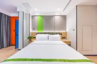 GreenTree Inn Smart Choice Hotel (Lanzhou West Railway Station Zhongtian Branch)