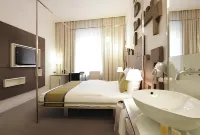 Pure White Hotels in Prag