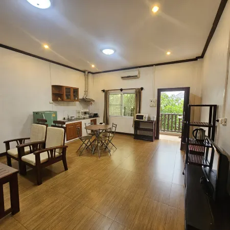 ALI XAYATHIT APARTMENT & HOTEL Отели рядом с достопримечательностью «Будда-парк»