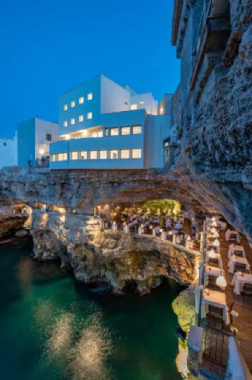 Hotel Grotta Palazzese Hotels in 