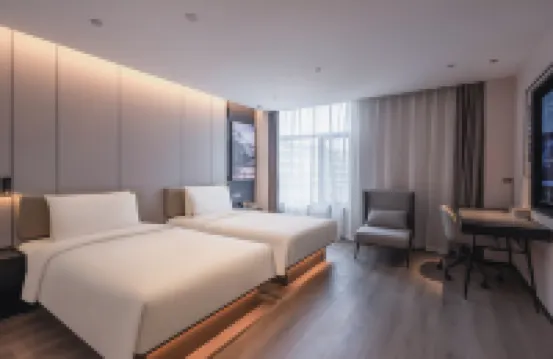 Atour Hotel Jinan Qianfoshan on Jingshi Road Hotels near Qianfo Mountain Scenic Area