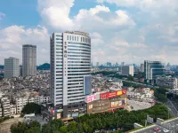 全季飯店（廣州火車站三元里地鐵站店） 張九齡紀念公園附近的飯店