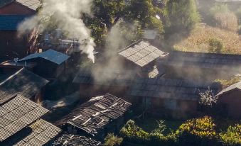 Lanping Shujiawu Township Luoguxuan Hiking Homestay