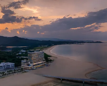 瑞娜布露索爾海灘酒店 高城郡酒店