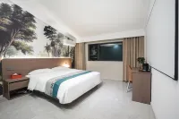 Yujian Homestay (Wansui Mountain Wuxia City)