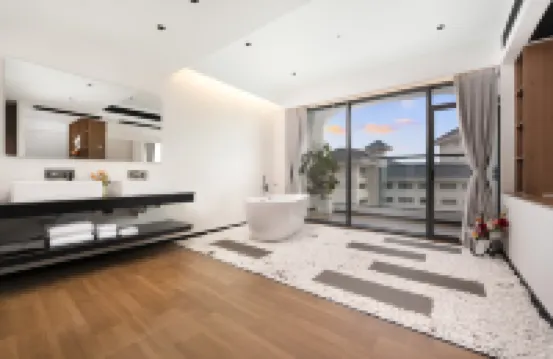 Guanhai Villa (Beihai Qiaogang Beach)