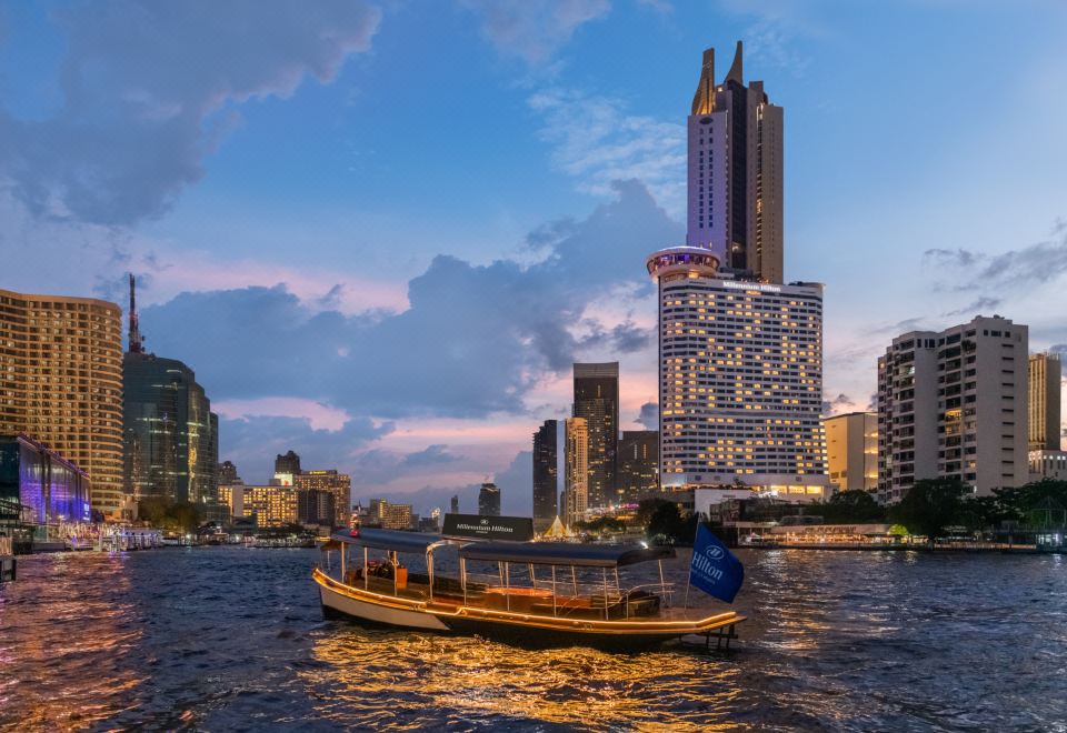 2. 밀레니엄 힐튼 ..