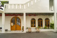 Madeline Paradise Resort - موقف سيارات