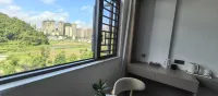 Yicheng Hotel (Hengxiu Middle School Store) - vue sur la montagne