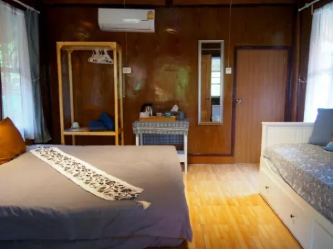 Coco Beach Bungalows