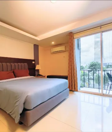 ห้องซูพีเรียร์ เตียงใหญ่ 1 เตียง