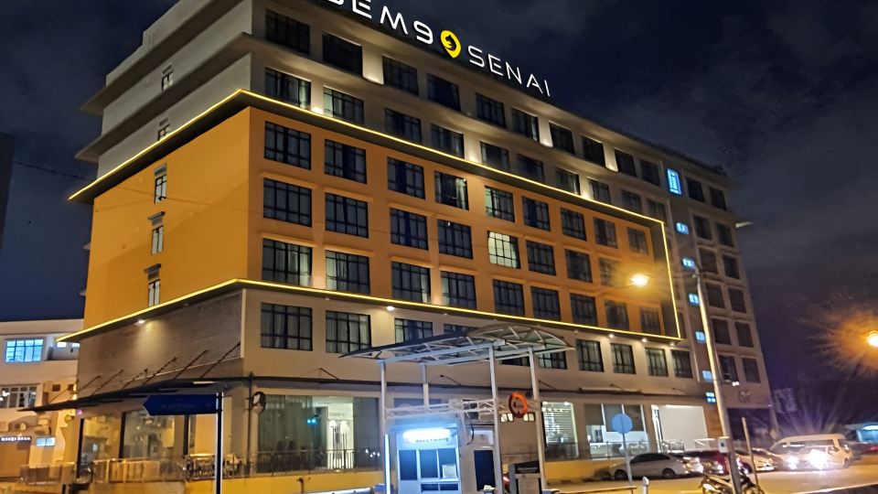 Sem9 Senai "Formerly Known As Perth Hotel"