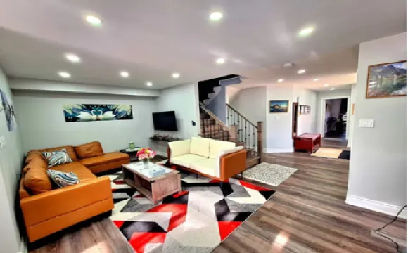 4 Bedrooms + DEN/Office 4 baths Entire Home