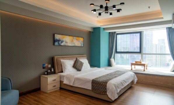 Aiyi Future Serviced Apartment (Shenyang Qingnian Street Maoye Center Branch)