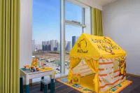 Handan East Railway Station Holiday Inn Express (The Mixc Branch) - Family