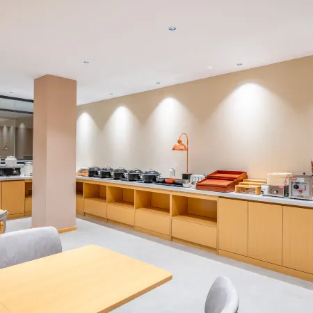 Subai Cloud Hotel (Shengli East Road, Hengshui)