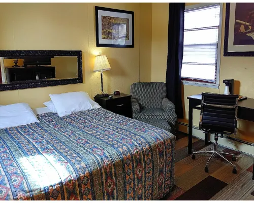 Colonial Inn Extended Stay by OYO New Ulm Hotels in Brown County