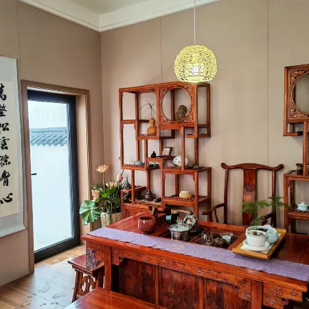 Qingwu Bieyuan Homestay (Hongtong Station)