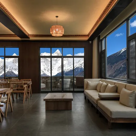 Jixianshan Homestay (Suosong Village)