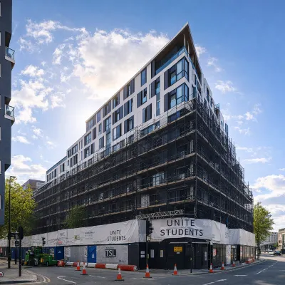 Destiny Student - Moonraker Hotels near Guy's and St Thomas'