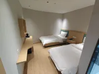 Lurenyi Boutique Hotel (Beijing South Railway Station Shiliuzhuang Subway Station)