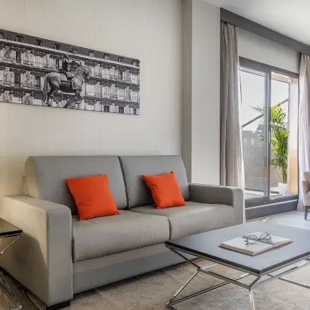 Novotel Madrid Center Отели рядом с достопримечательностью «Улица Серрано»