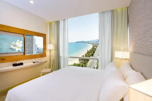 Diamond Bay Hotel