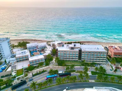Flamingo Cancun All Inclusive Hotels near Forum Beach Cancun