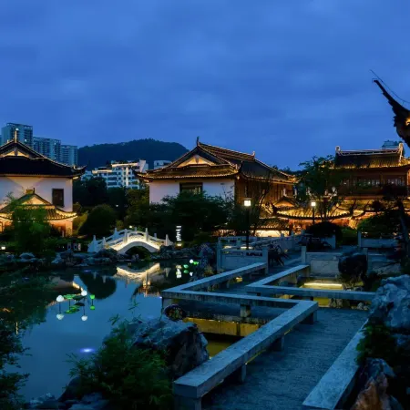Tongren Fengyue Fenghuang Hotel