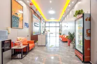 Yilian Hotel (Yanjiao Station Subway Station)