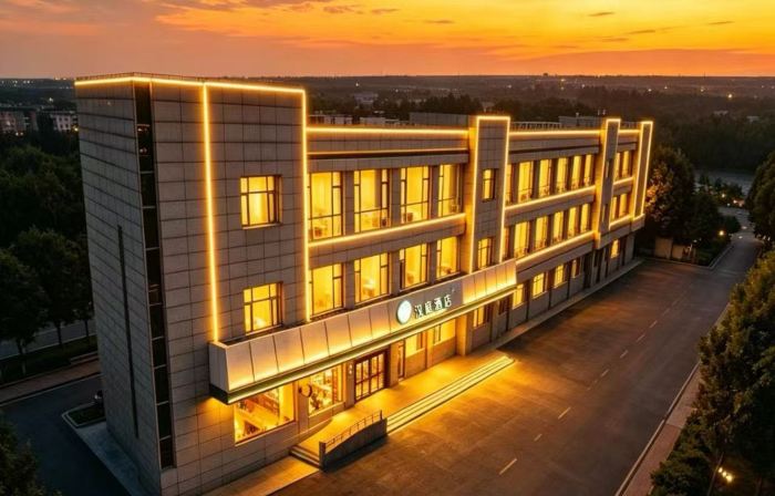 HanTing Hotel (Langfang Exhibition Center)