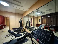 Zhangye Shengjing Hongtu Hotel (Zhangye West Railway Station Dafo Temple) - Gym