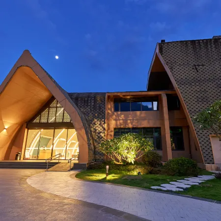 Huajian Quangu Resort Hotel