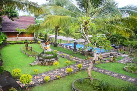 Mamaras Guest House