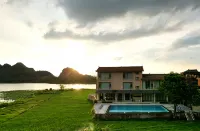 Muke Qianxun Lakeside Vacation Apartment (Puzhehei) - parking
