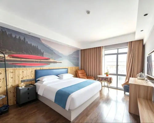 Home Inn Huaxuan Collection Hotel (Fuzhou Jinxi County Jinxiu Commercial Building) โรงแรมในจินซี