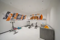 Hexie Holiday Hotel (Guogou Plaza) - Gym