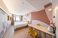 漢庭快捷酒店（哈爾濱國際會展中心鴻翔路店） - 2星級