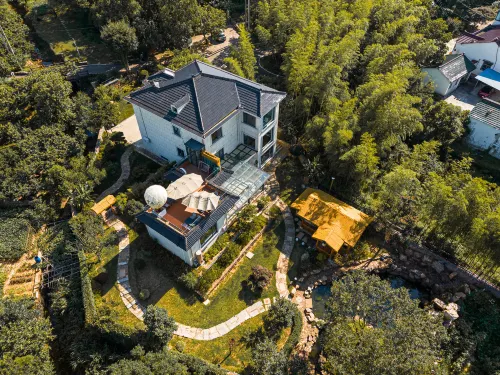 Yixing Xianyinju Private Hot Spring Homestay - Hot Springs