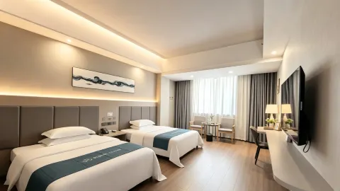 Ruijia UP Huayi Select Hotel (Linwu County Bus Station Branch) in Линьву