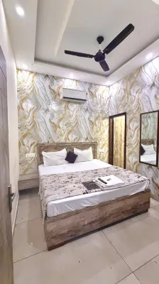 hotel 8 inn - 2-Star