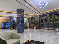 Hualong Hotel (Baiyin Jingtai Jingdian Avenue) - parking