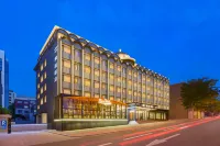 Dalian Songjing Hotel (Dalian Railway Station Renmin Square Branch) Hotels in People's Square/Dalian Municipal Government