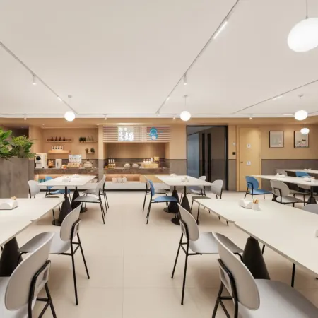 Home Inn (Heze Juancheng Fuchun Town Branch)